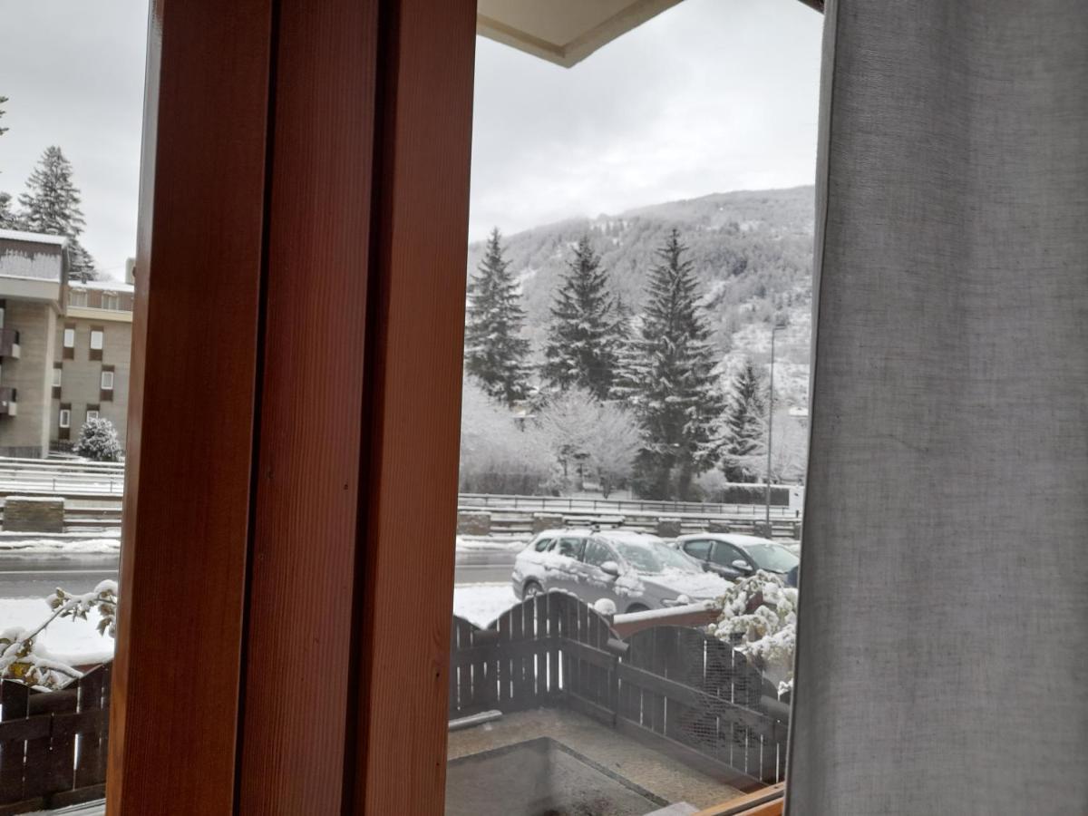 Einaudi 9 Apartment Bardonecchia Exterior photo